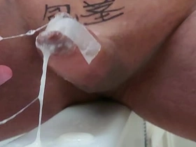 テープ留めで剥けない包茎おちんぽ gay japanese bear porn