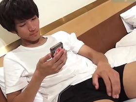 サッカーや野球を経験しているスポーツ系スリ筋巨根男子のホテルオナニー♪ gay japanese porn doctor