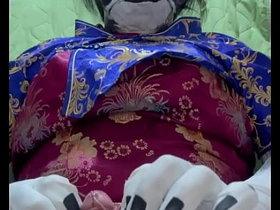 太ったハスキーのチャイナドレス g bot taiwan gay porn