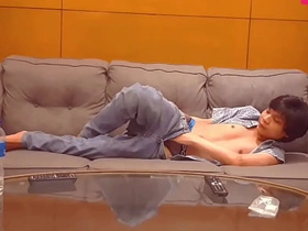 [Hansel Thio Channel] I'm In The Rain With Thunder Back To Hotel After Excursion Part 1 asian dorm gay porn